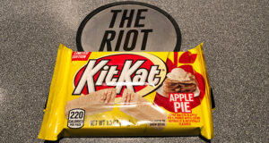 RIOT Food Fight: Apple Pie Kit-Kats