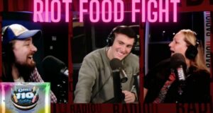 RIOT Food Fight: Chocolate Confetti Cake Oreos