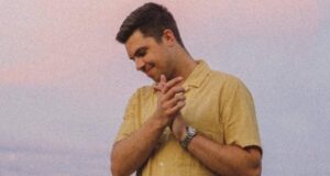 PEABOD gets nostalgic on new album “PLAY!”