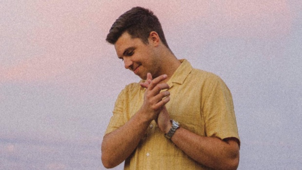 PEABOD writes new song “Summer in Seattle” for his newborn daughter