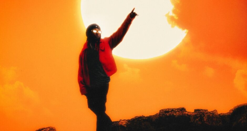 1K Phew’s music played during a Dallas Cowboys football game